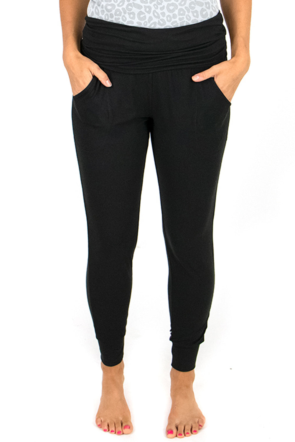 Black High Waist Pleated Pocket Leggings