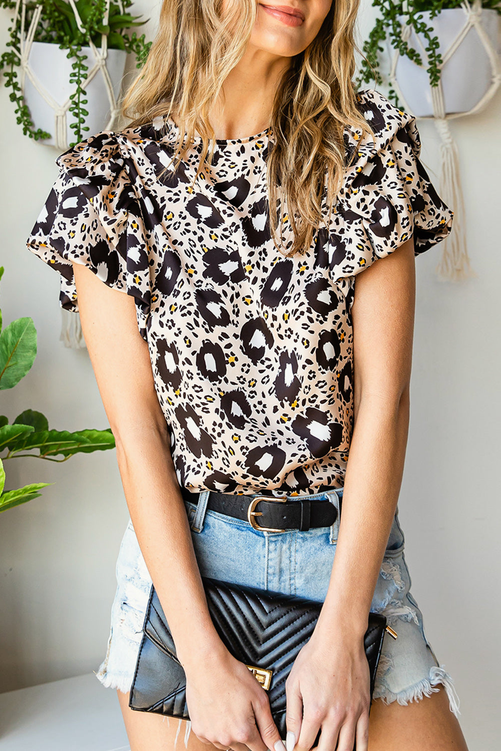 Ruffled Sleeveless O Neck Leopard Blouse