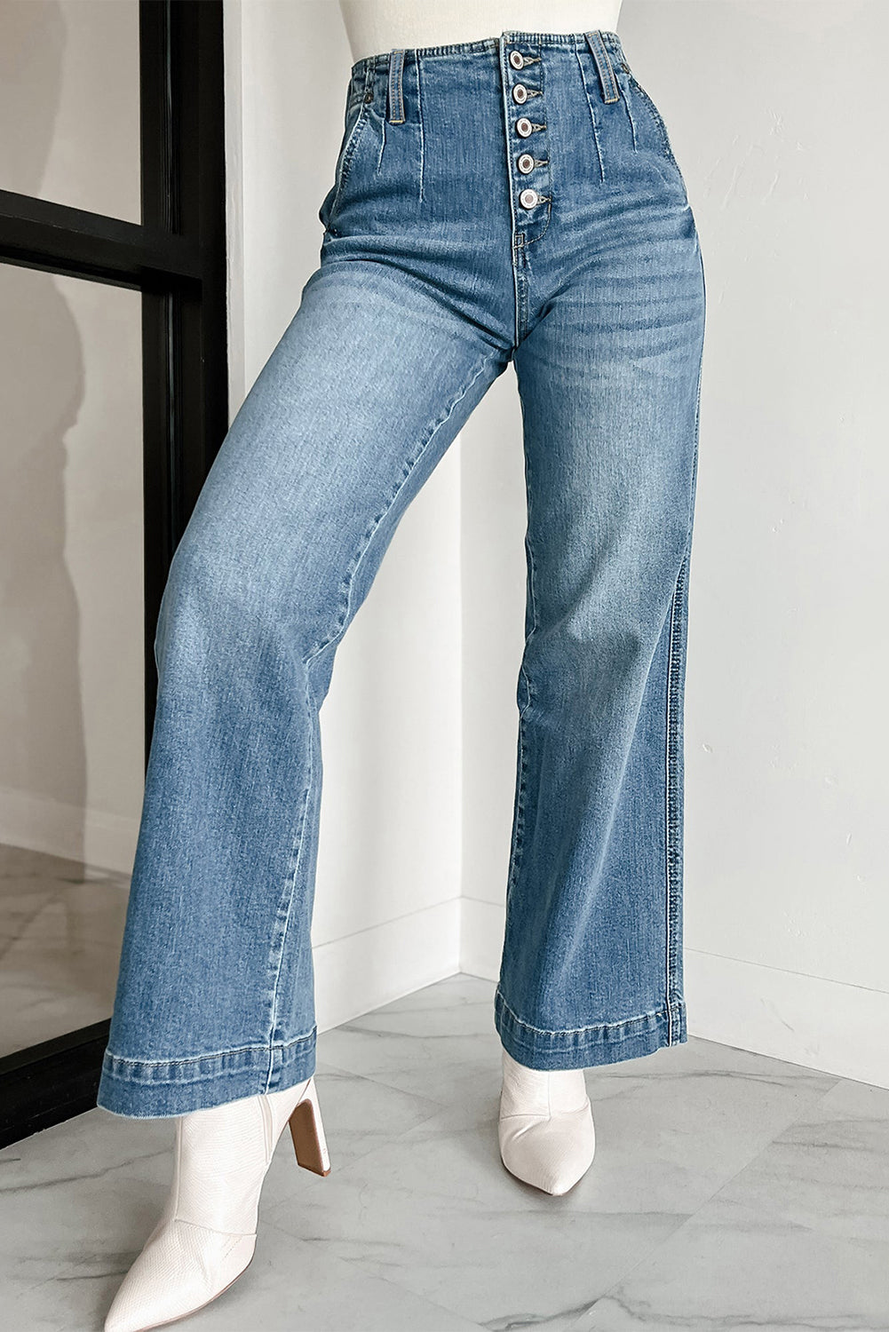 Dusk Blue Buttoned Medium Wash Jeans